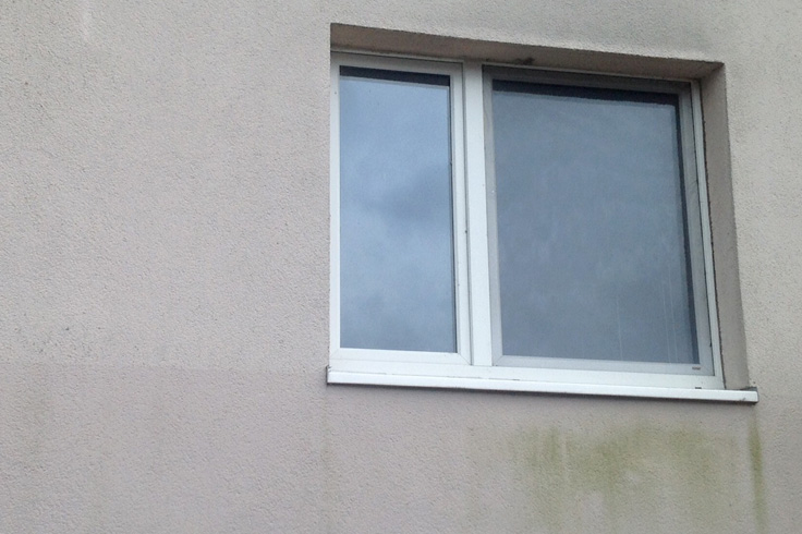 Negatives Beispiel einer nicht funktionierenden Dämmfassade